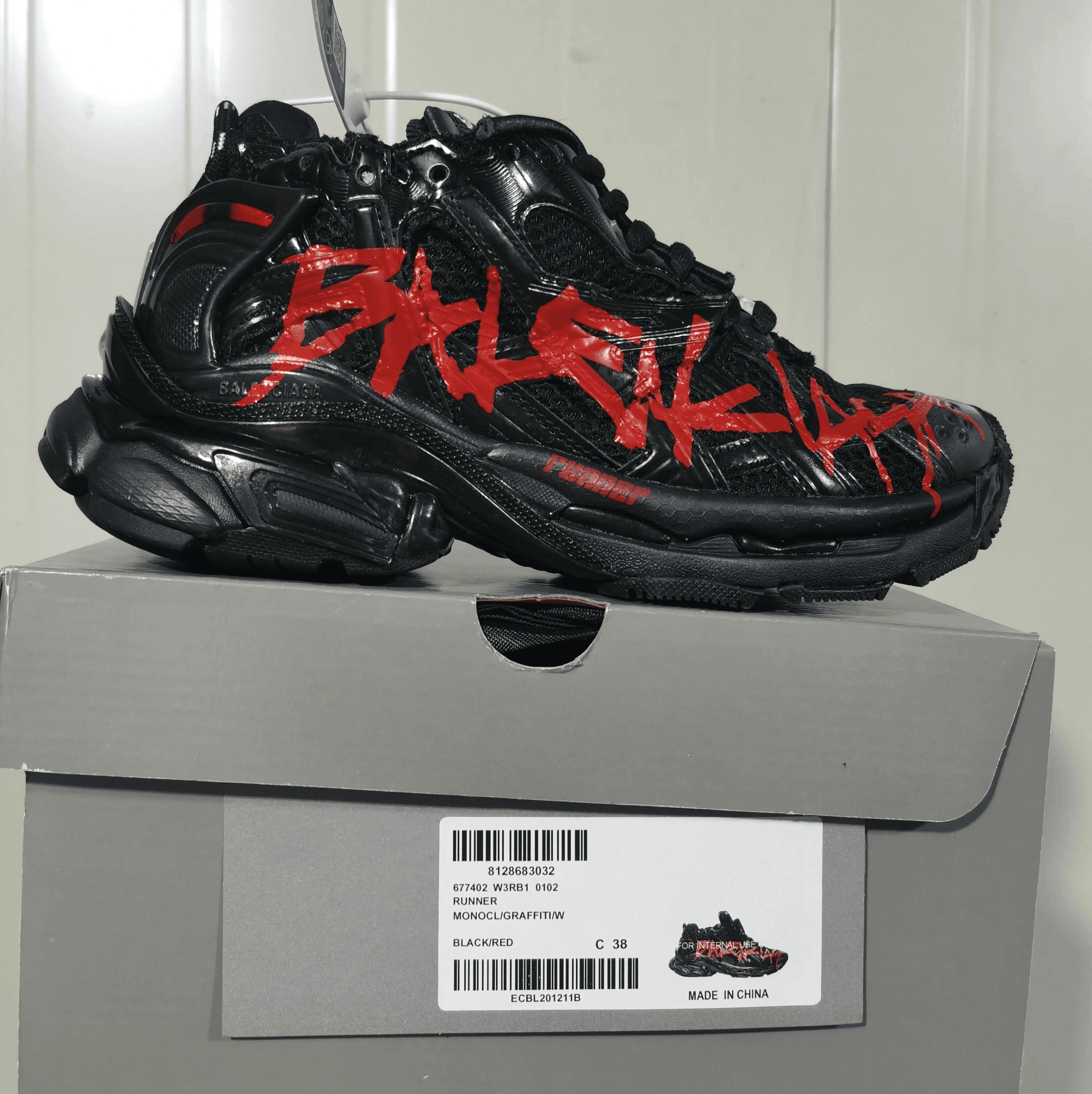 Balenciaga Runner 7.0 Black & Red